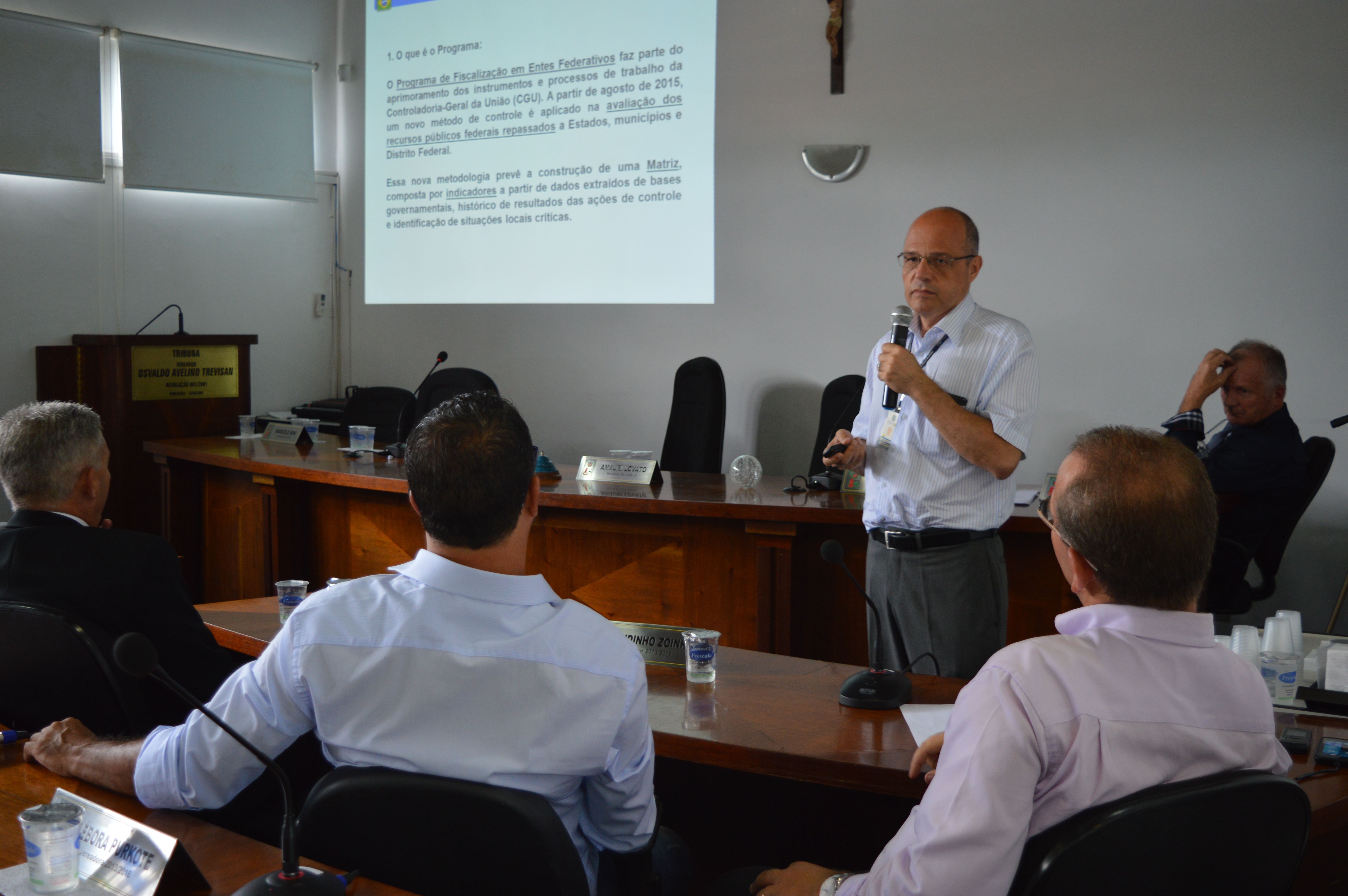 CGU apresenta programa de fiscalização realizado no município de Almirante Tamandaré